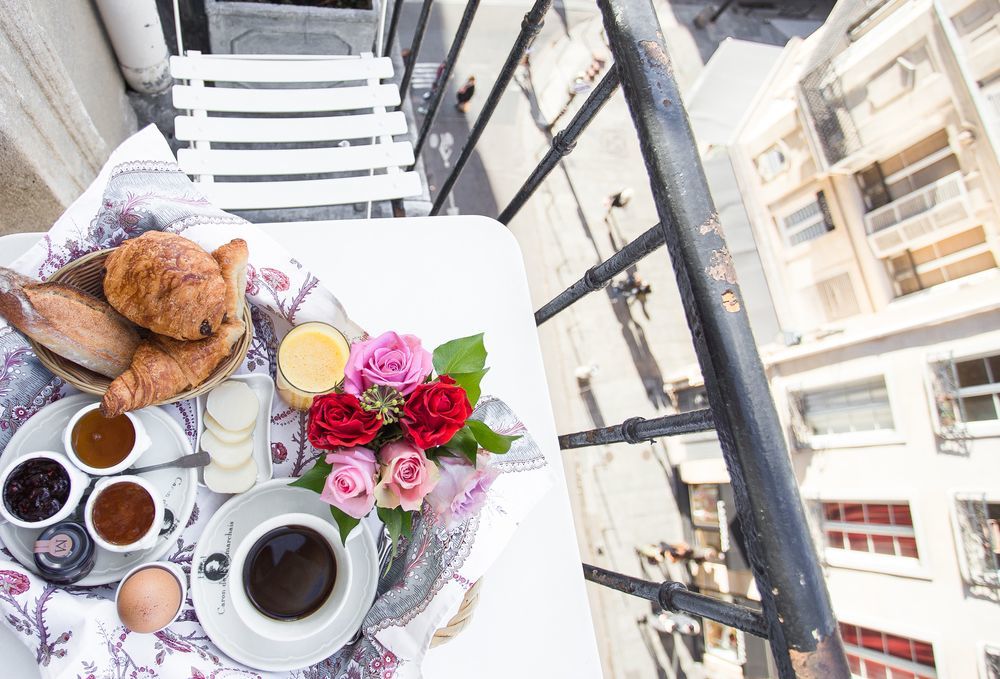 Hotel Caron De Beaumarchais Paris Exterior photo